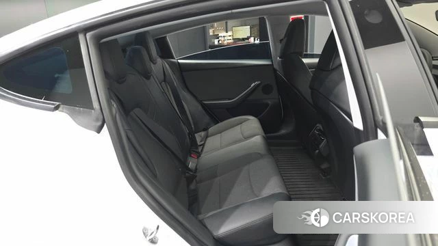 Tesla Model 3 2026 Белый из Кореи, фото 3