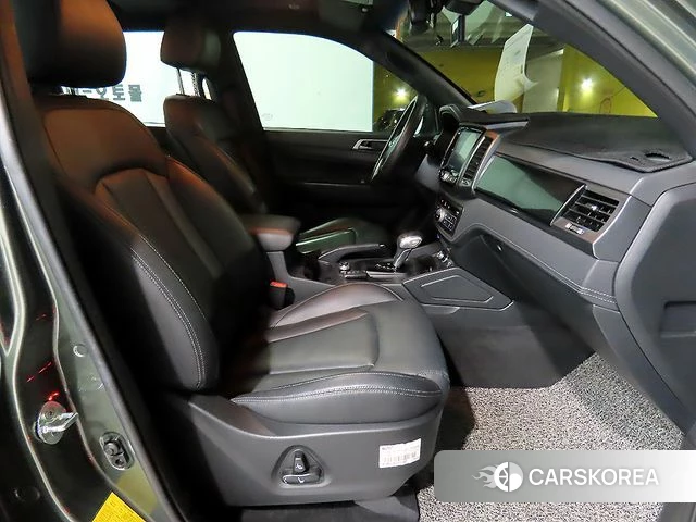 Ssangyong The New Rexton Sport 2021 Темно-зеленый из Кореи, фото 3