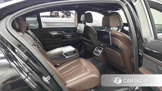 BMW 7 Series (G11) 2019 Черный из Кореи, фото 4