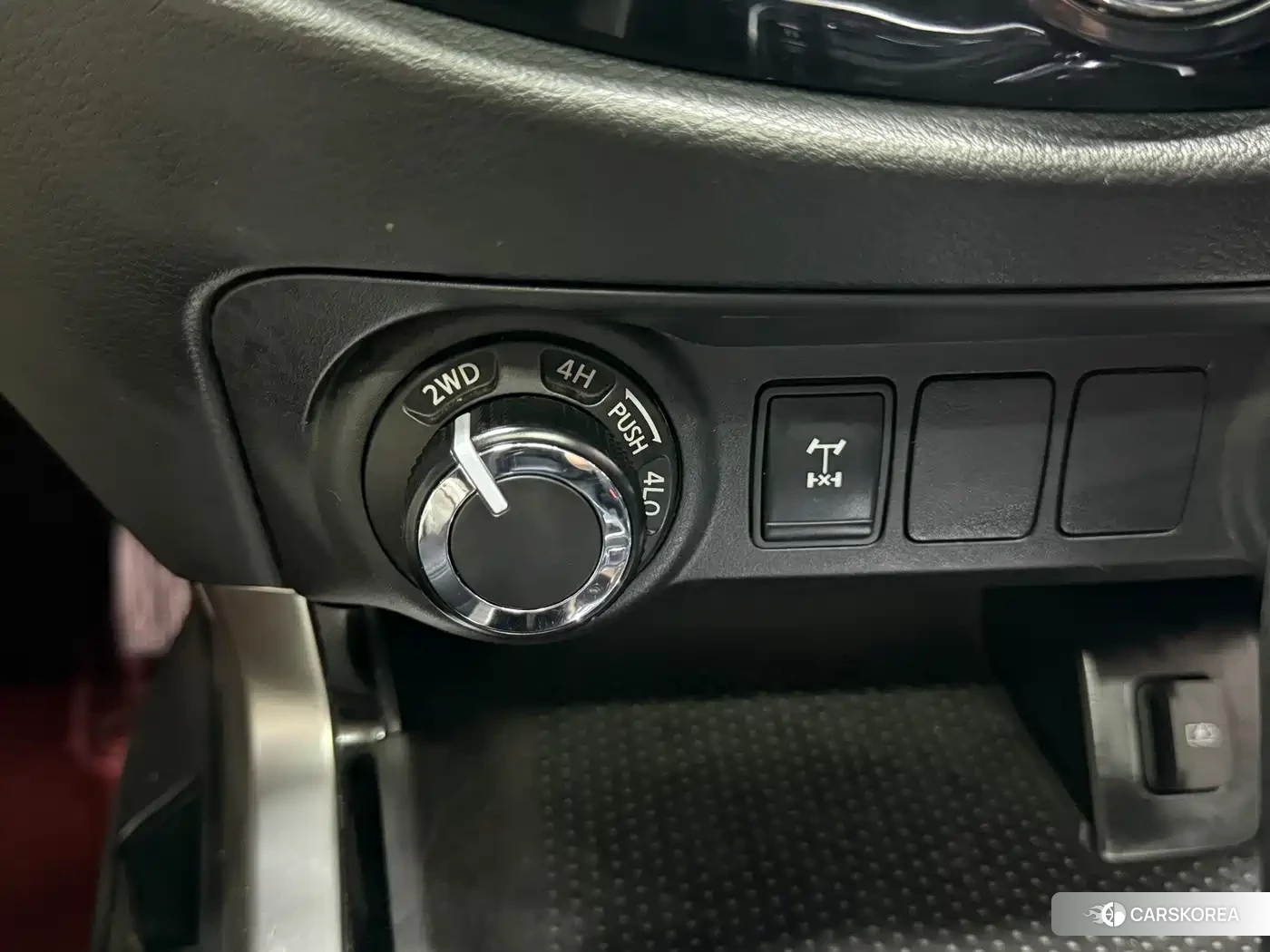 Nissan Terra 2022 Белый из Китая, фото 3