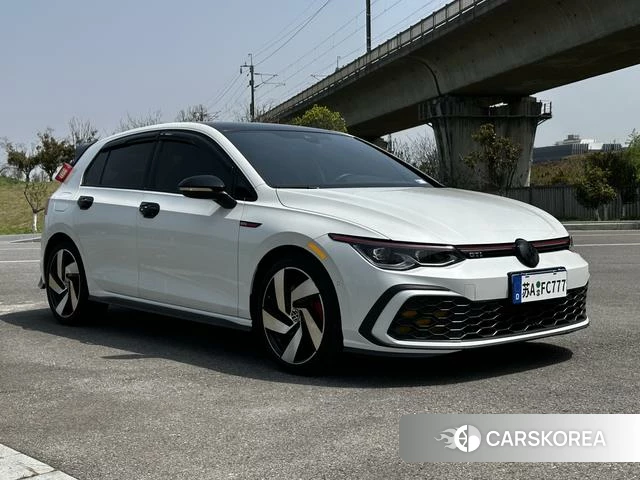 Volkswagen Golf 2022 Белый из Китая, фото 3