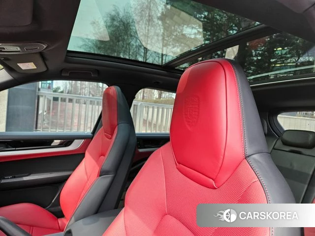 Porsche Cayenne (PO536) 2024 Жемчужный цвет из Кореи, фото 3