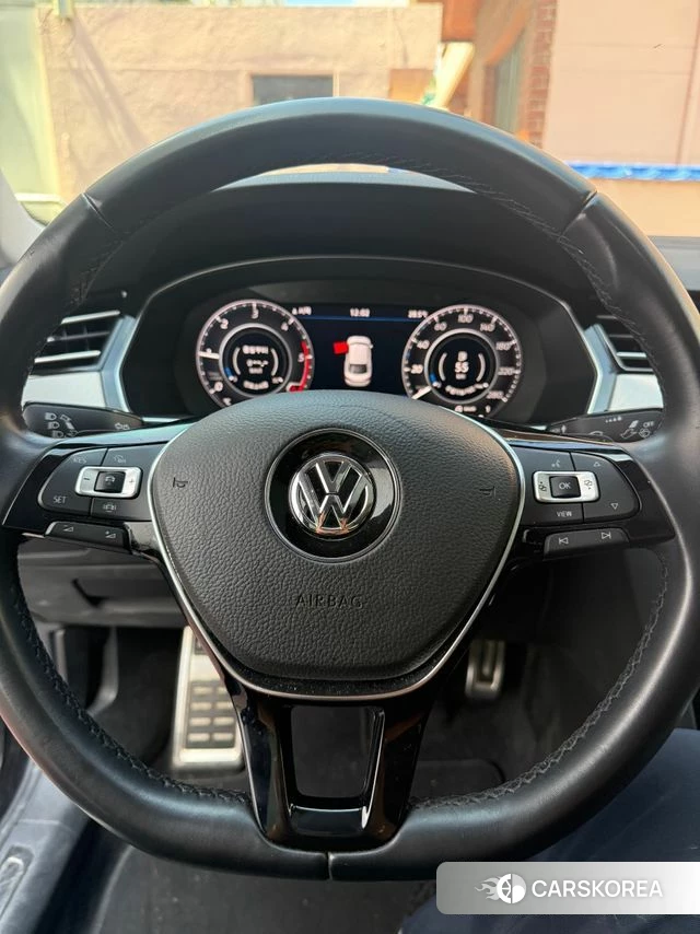 Volkswagen Arteon 2019 Черный из Кореи, фото 3