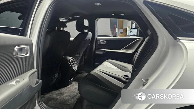 Hyundai Ionic 6 2024 Белый из Кореи, фото 3