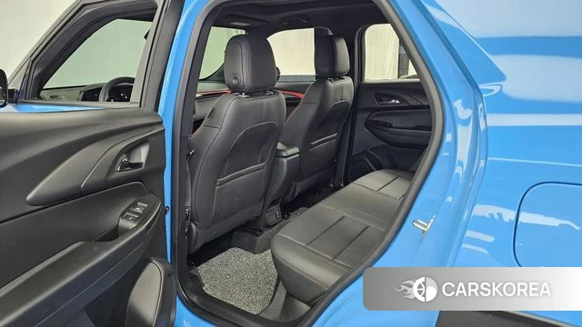 Chevrolet (GM Daewoo) The New Trail Blazer 2024 Небесно-голубой из Кореи, фото 3
