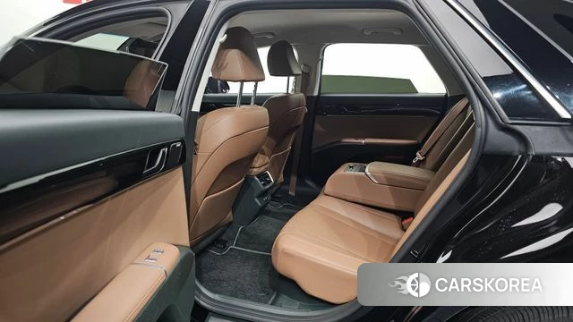 Hyundai Grandeur Hybrid (GN7) 2023 Черный из Кореи, фото 3
