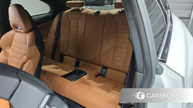 BMW M2 (G87) 2023 Белый из Кореи, фото 3