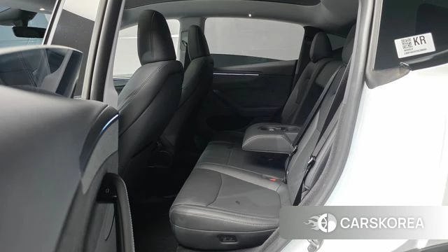 Tesla Model Y 2025 Белый из Кореи, фото 3