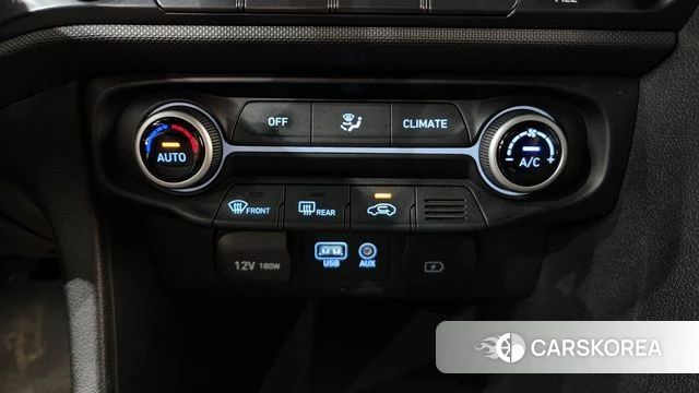 Hyundai Veloster (JS) 2019 Светло-серебряный цвет из Кореи, фото 3