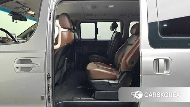 Hyundai The New Grand Starex 2018 Серебряный из Кореи, фото 3