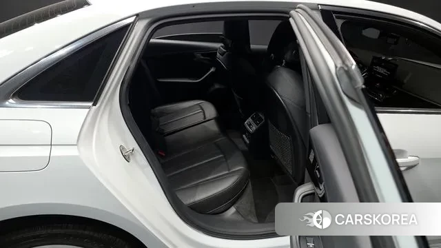 Audi A4 (B9) 2021 Белый из Кореи, фото 3