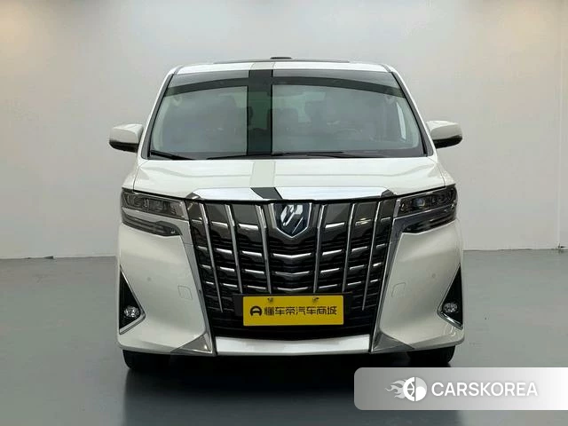Toyota Alphard 2022 Белый из Китая, фото 3