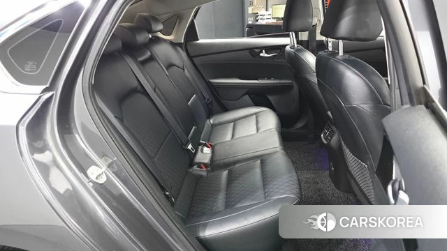 Kia The New K3 2nd generation 2021 Серый из Кореи, фото 3