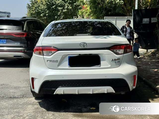 Toyota Levin 2021 Белый из Китая, фото 3