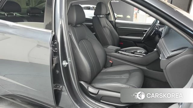 Hyundai Sonata (DN8) 2022 Серый из Кореи, фото 3