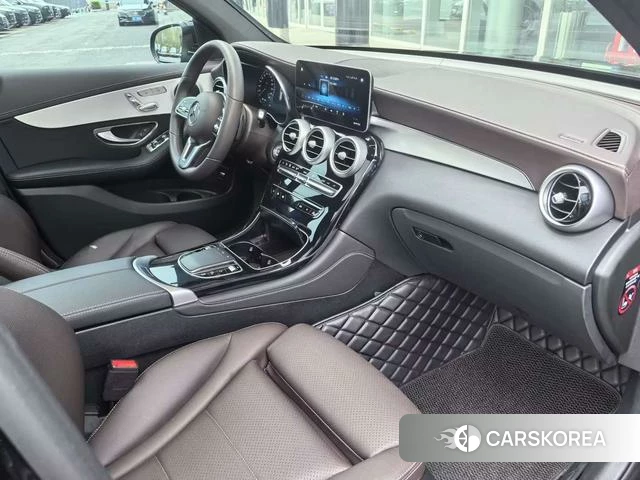 Mercedes-Benz GLC 2021 Черный из Китая, фото 3