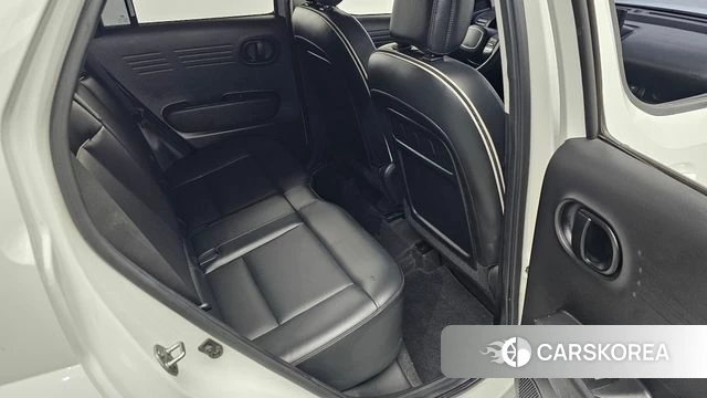 Hyundai Casper 2023 Белый из Кореи, фото 3
