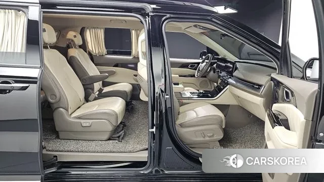 Kia Carnival 4th generation 2021 Черный из Кореи, фото 3