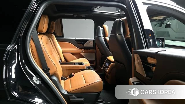 Lincoln Aviator 2nd generation 2023 Черный из Кореи, фото 3