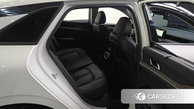 Kia K5 3rd generation 2023 Белый из Кореи, фото 3