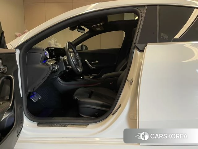 Mercedes-Benz CLA 2021 Белый из Китая, фото 2
