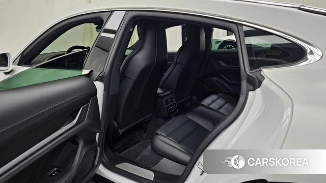 Porsche Taycan 2021 Белый из Кореи, фото 3