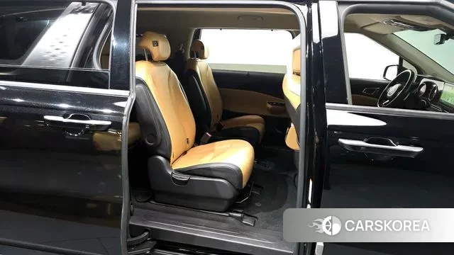 Kia Carnival 4th generation 2022 Черный из Кореи, фото 3