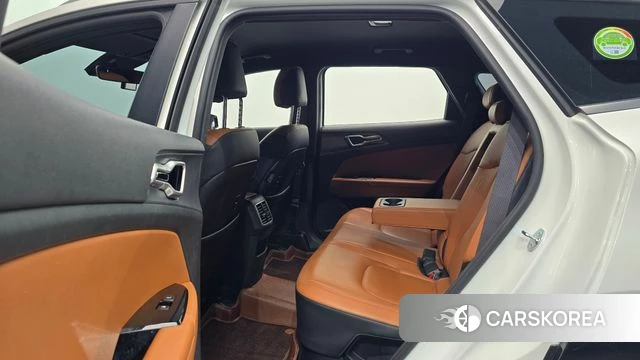 Kia Sportage 5th Generation Hybrid 2022 Белый из Кореи, фото 3