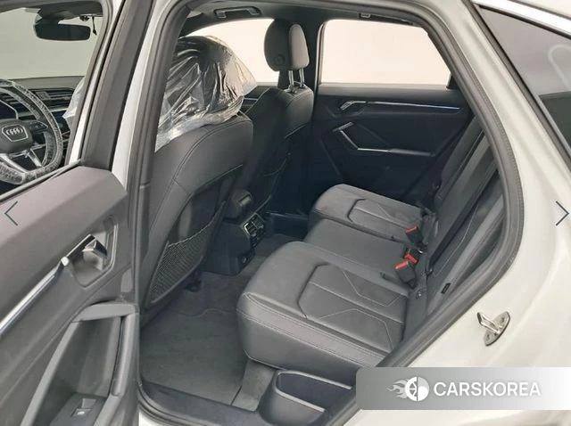 Audi Q3 (F3) 2022 Белый из Кореи, фото 3