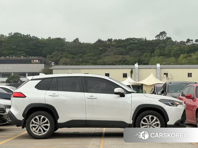 Toyota Frontlander 2023 Белый из Китая, фото 3