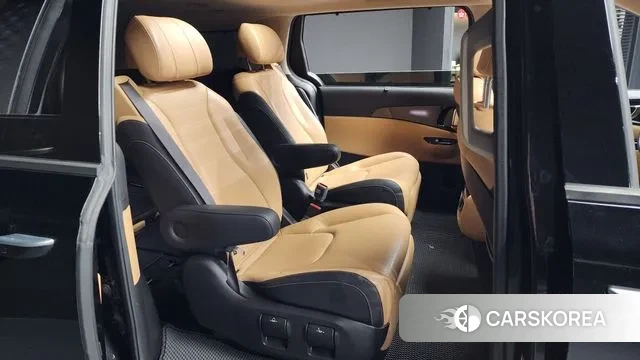 Kia Carnival 4th generation 2021 Черный из Кореи, фото 3