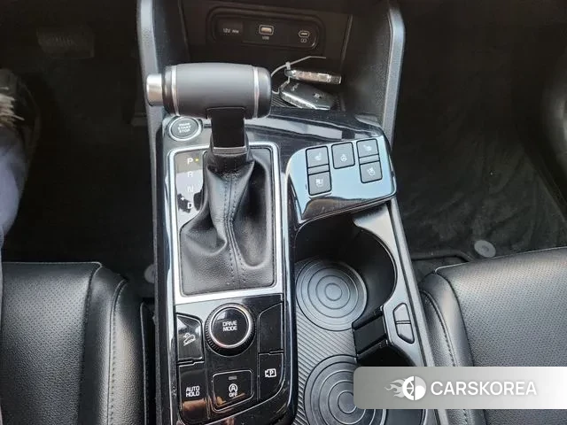 Kia Sportage 5th Generation 2022 Черный из Кореи, фото 3