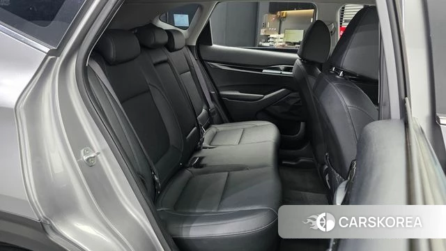 Kia Seltos 2022 Серый из Кореи, фото 3