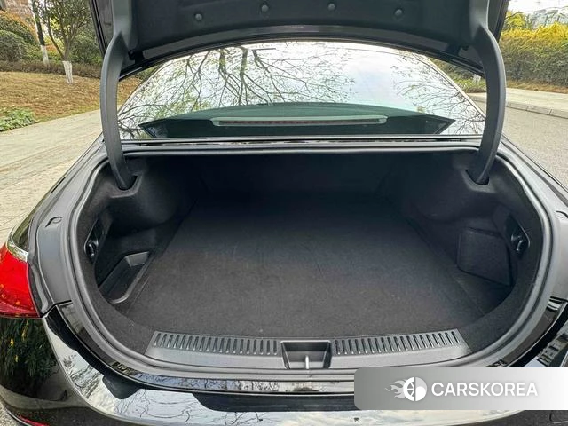 Mercedes-Benz E-Class 2024 Черный из Китая, фото 3