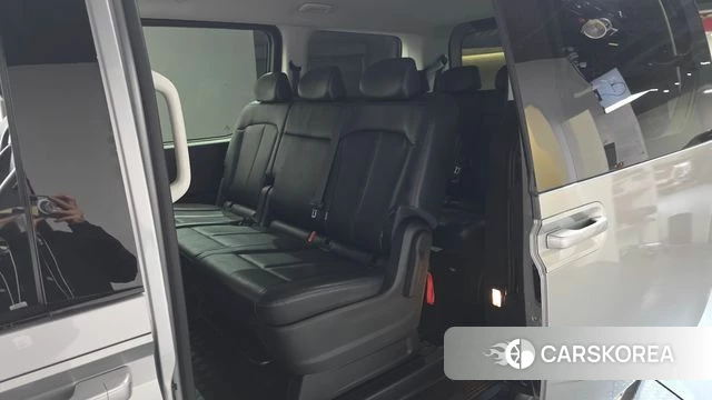 Hyundai Staria 2022 Серебристо-серый из Кореи, фото 3