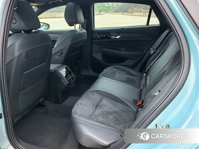 Volkswagen Passat 2026 Синий из Китая, фото 3