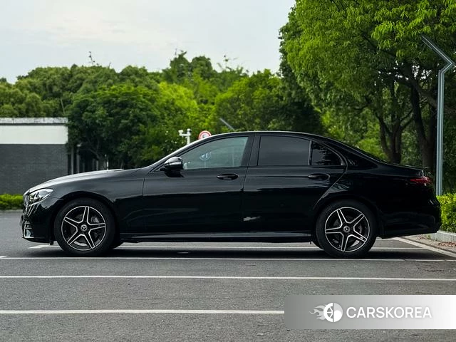 Mercedes-Benz E-Class 2021 Черный из Китая, фото 3