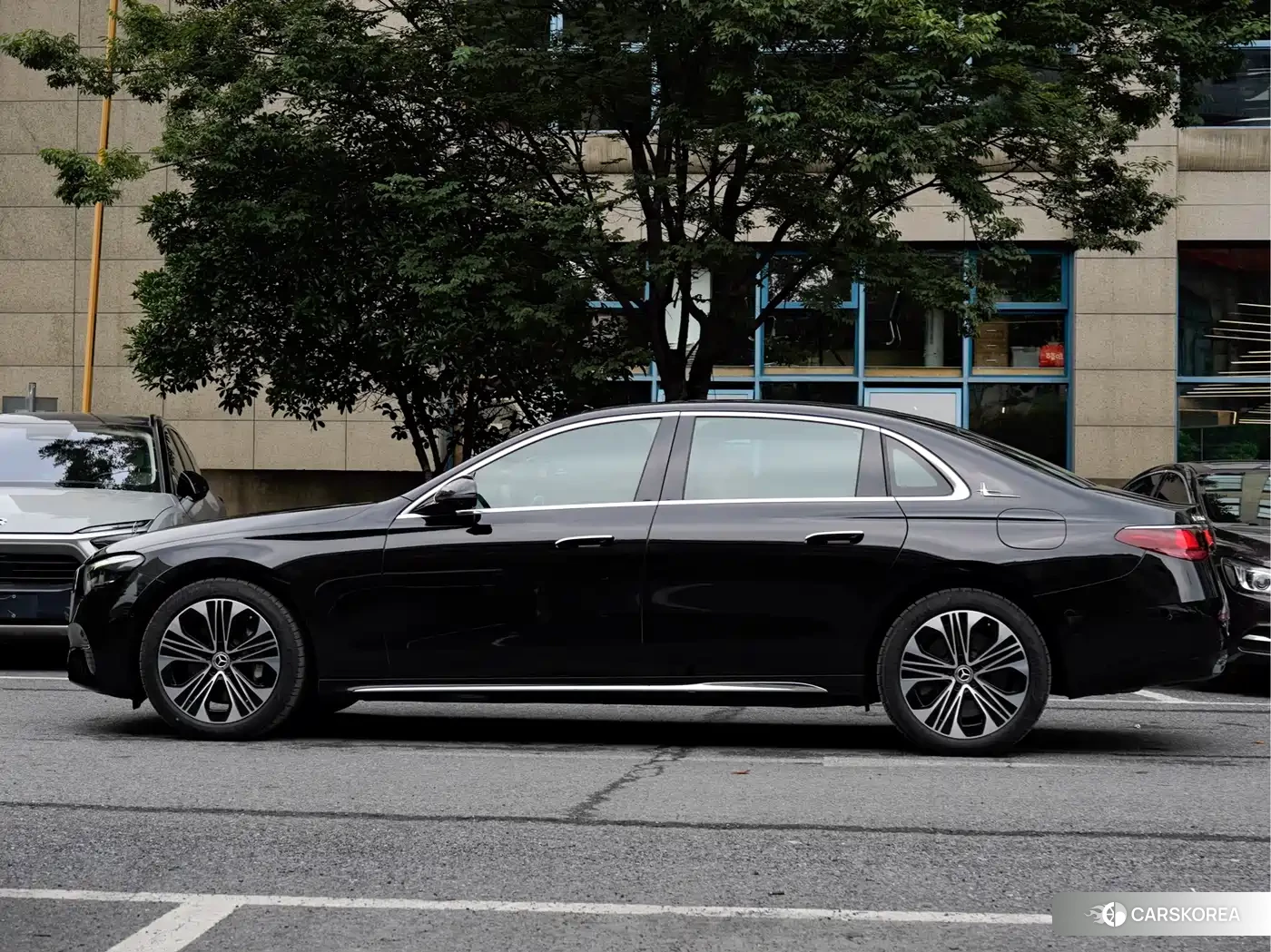 Mercedes-Benz E-Class 2024 Черный из Китая, фото 3