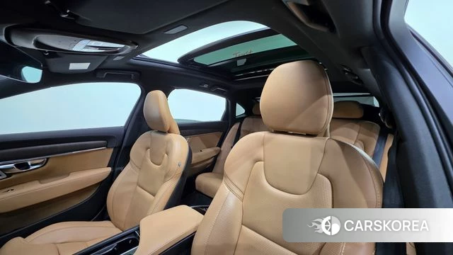 Volvo S90 2023 Белый из Кореи, фото 3