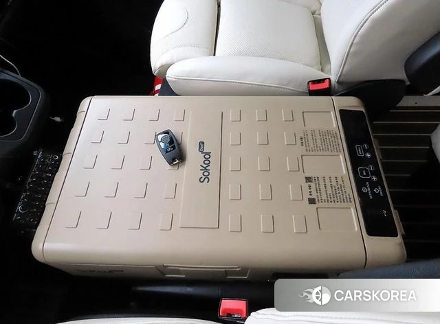 Mercedes-Benz Sprinter 2023 Черный из Кореи, фото 3