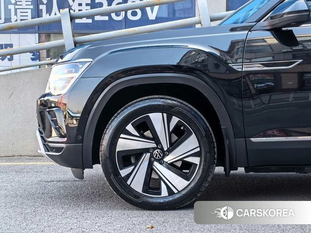 Volkswagen Teramont 2024 Черный из Китая, фото 3