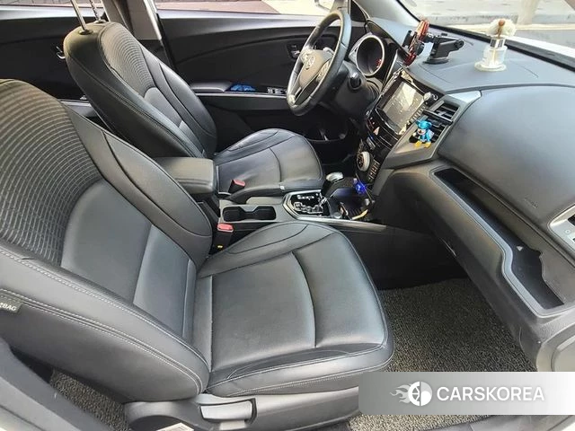 Ssangyong Tivoli Armor 2018 Белый из Кореи, фото 3
