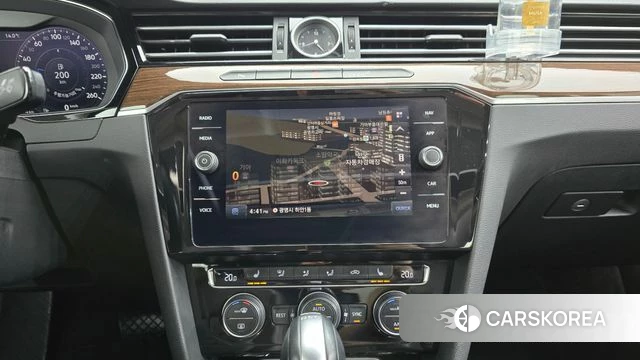 Volkswagen Passat GT (B8) 2018 Синий из Кореи, фото 3