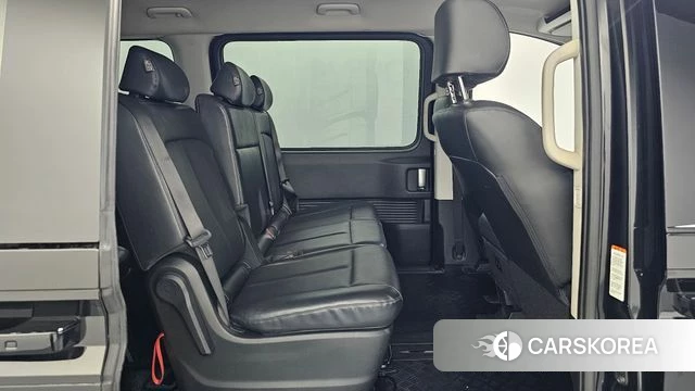 Hyundai Staria 2021 Черный из Кореи, фото 3