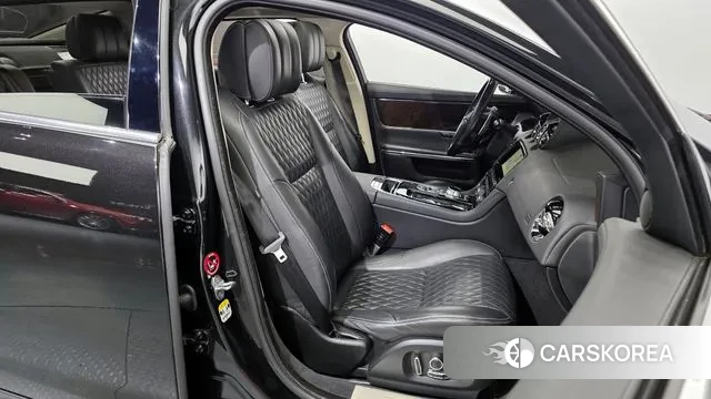 Jaguar All New XJ 2019 Черный из Кореи, фото 3