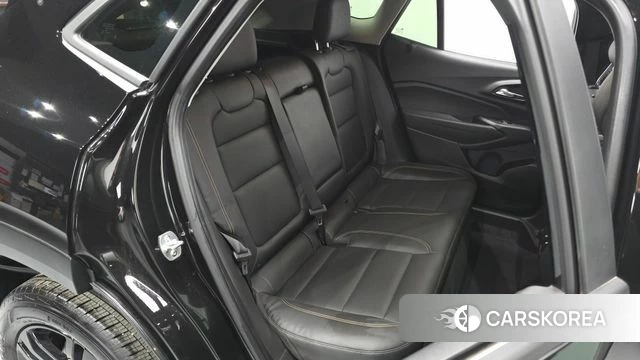 Chevrolet (GM Daewoo) Trax Crossover 2024 Черный из Кореи, фото 3