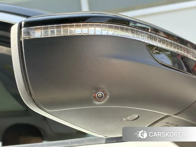 Volkswagen Tavendor 2022 Белый из Китая, фото 3