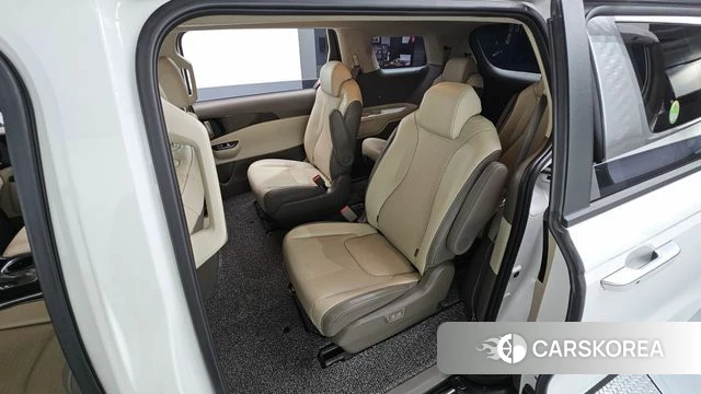 Kia Carnival 4th generation 2023 Белый из Кореи, фото 4