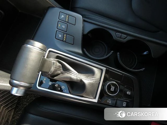 Kia Sportage 5th Generation 2021 Белый из Кореи, фото 3