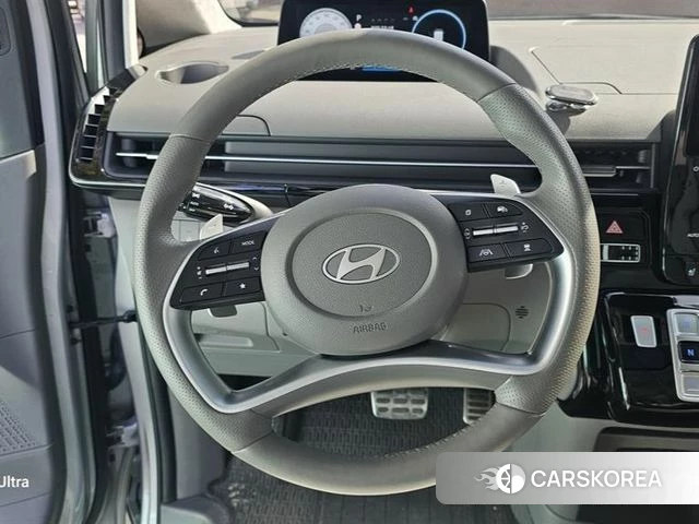 Hyundai Staria 2024 Серебристо-серый из Кореи, фото 3